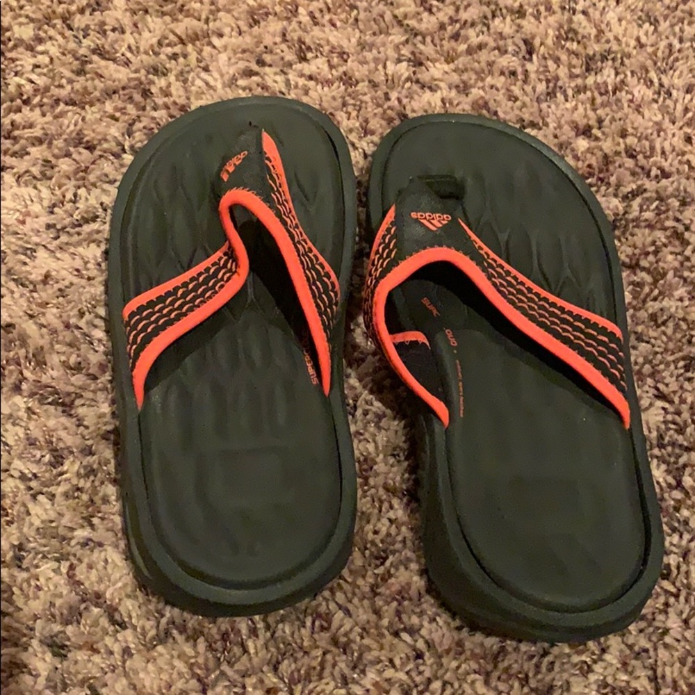Boys Adidas Sandals Size 3